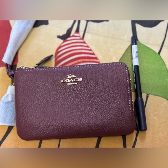 Coach Double Zip Wallet/Wristlet - Picture 4 of 4